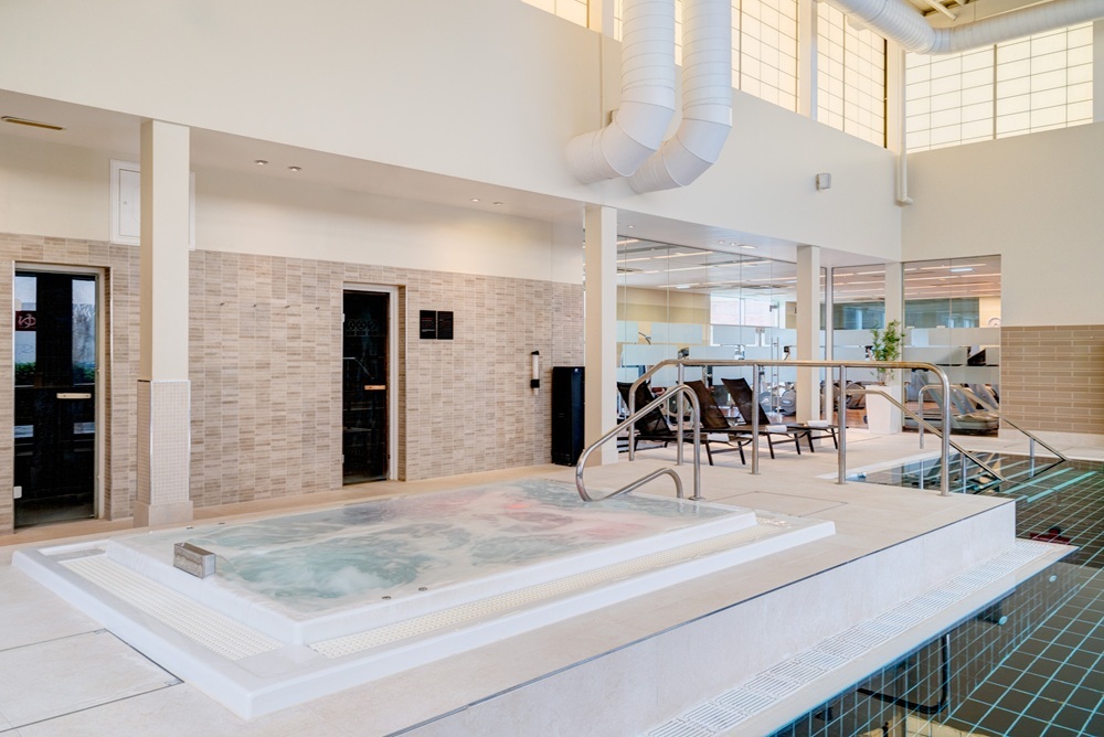 ACQD Yu Spa Hot Tub Sauna Steam DSC05579