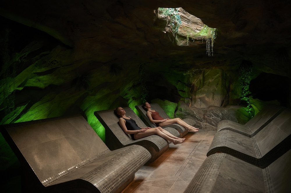 Aqua Sana Longleat Forest Cavern 15
