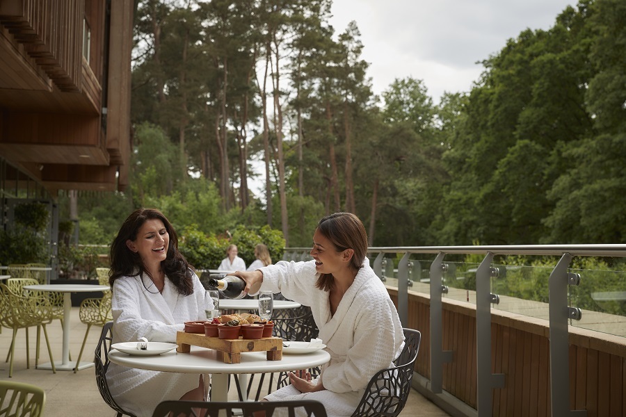 Aqua Sana WO 20210614 Outdoor Terrace Sun Lounger Relaxing Close Up0020