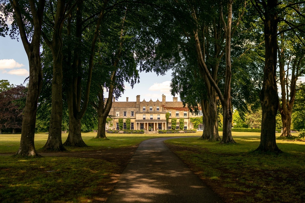 Lucknam Park WGR Grounds 0725 MAH 2