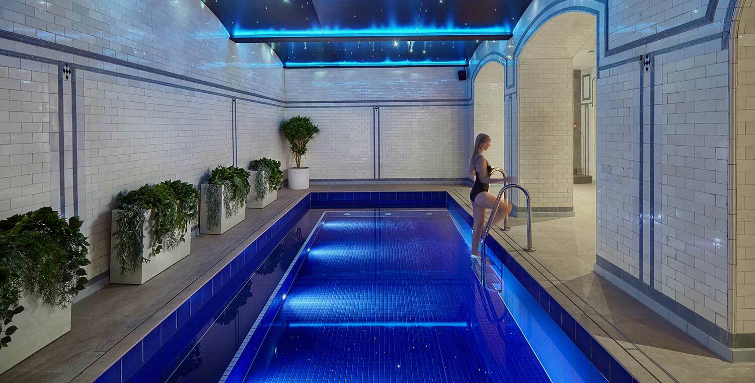Relax Pool with lady lo res