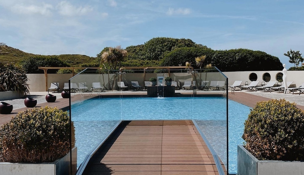 Alchemist spa pool