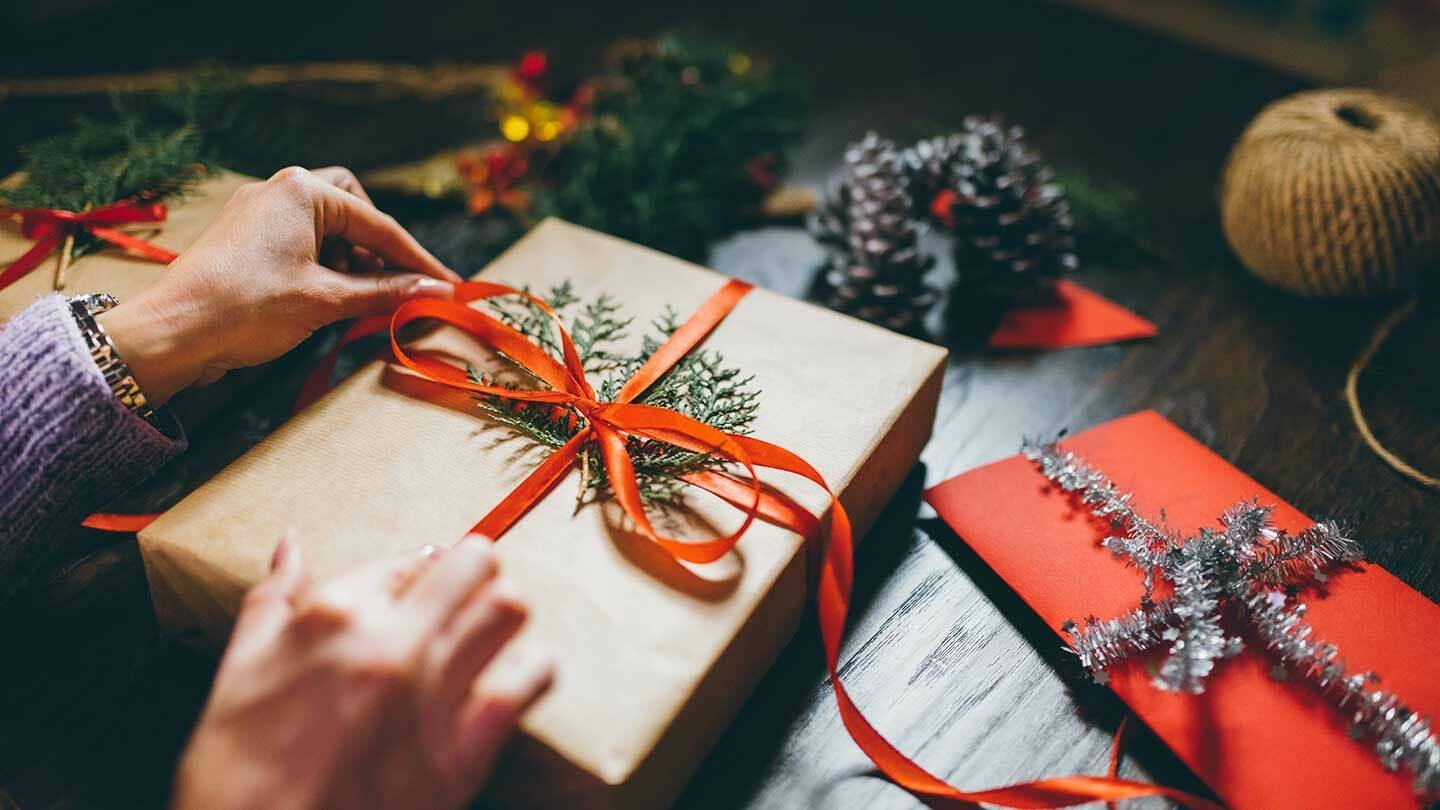 Christmas gift wrapping