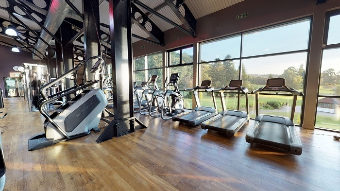 Old Thorns10 Gym 1
