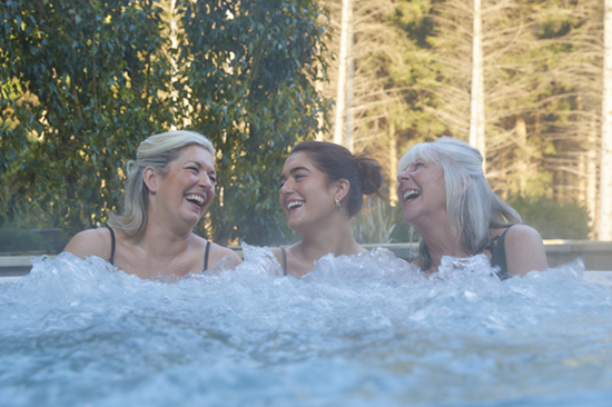 Aquasana longford Hot tub 106