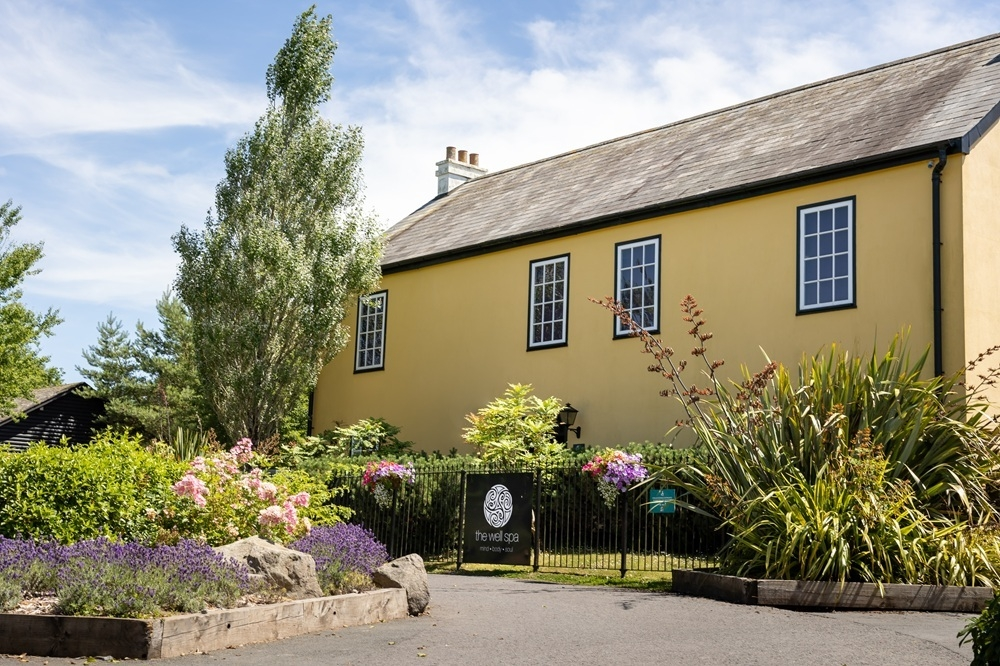 Spa Exterior Martha 1