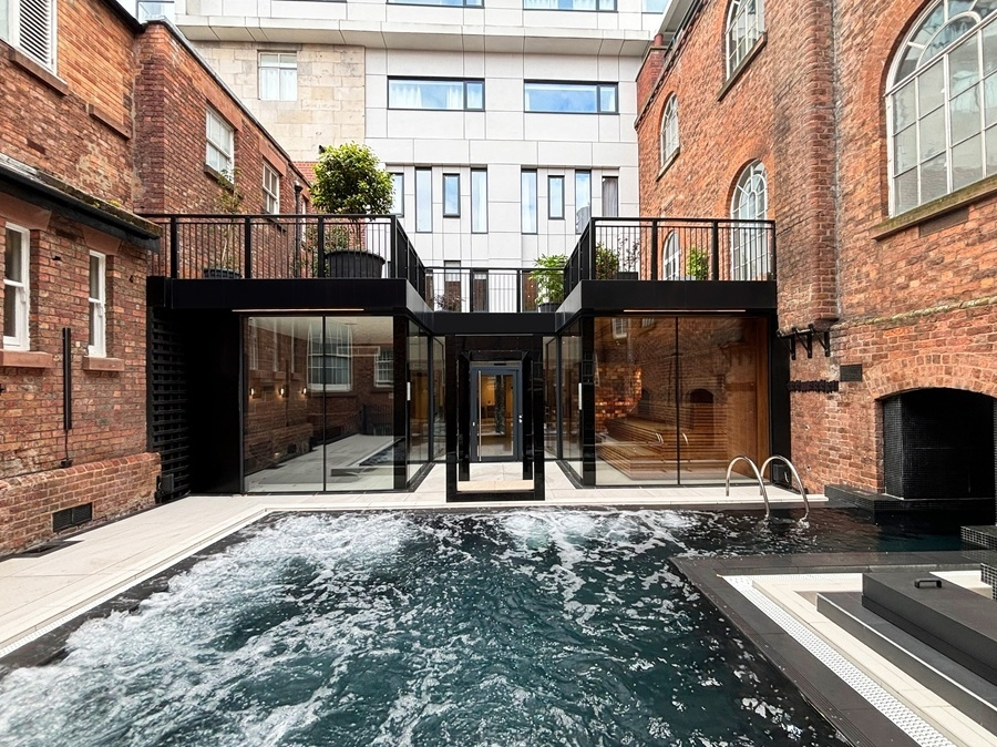 Courtyard Vitality 08