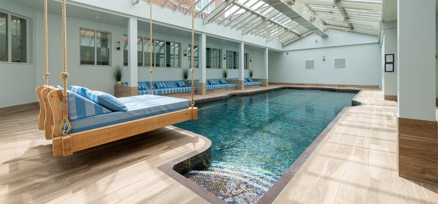 Manor house pool