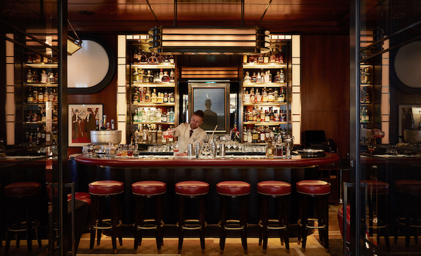 Le Magritte Bar with barman web2