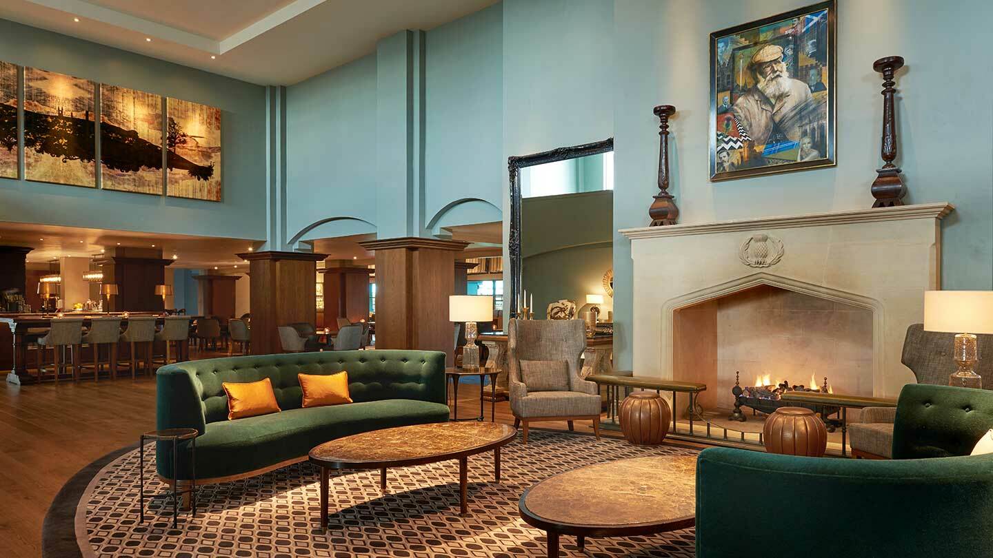 Fairmont bar