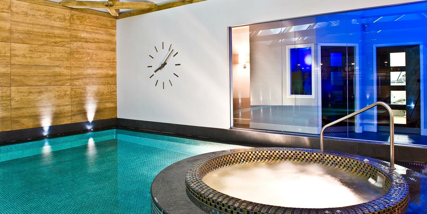 Hot tub and pool